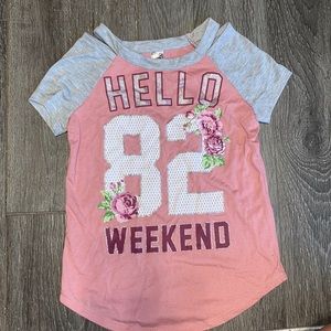 Pink and gray graphic t-shirt